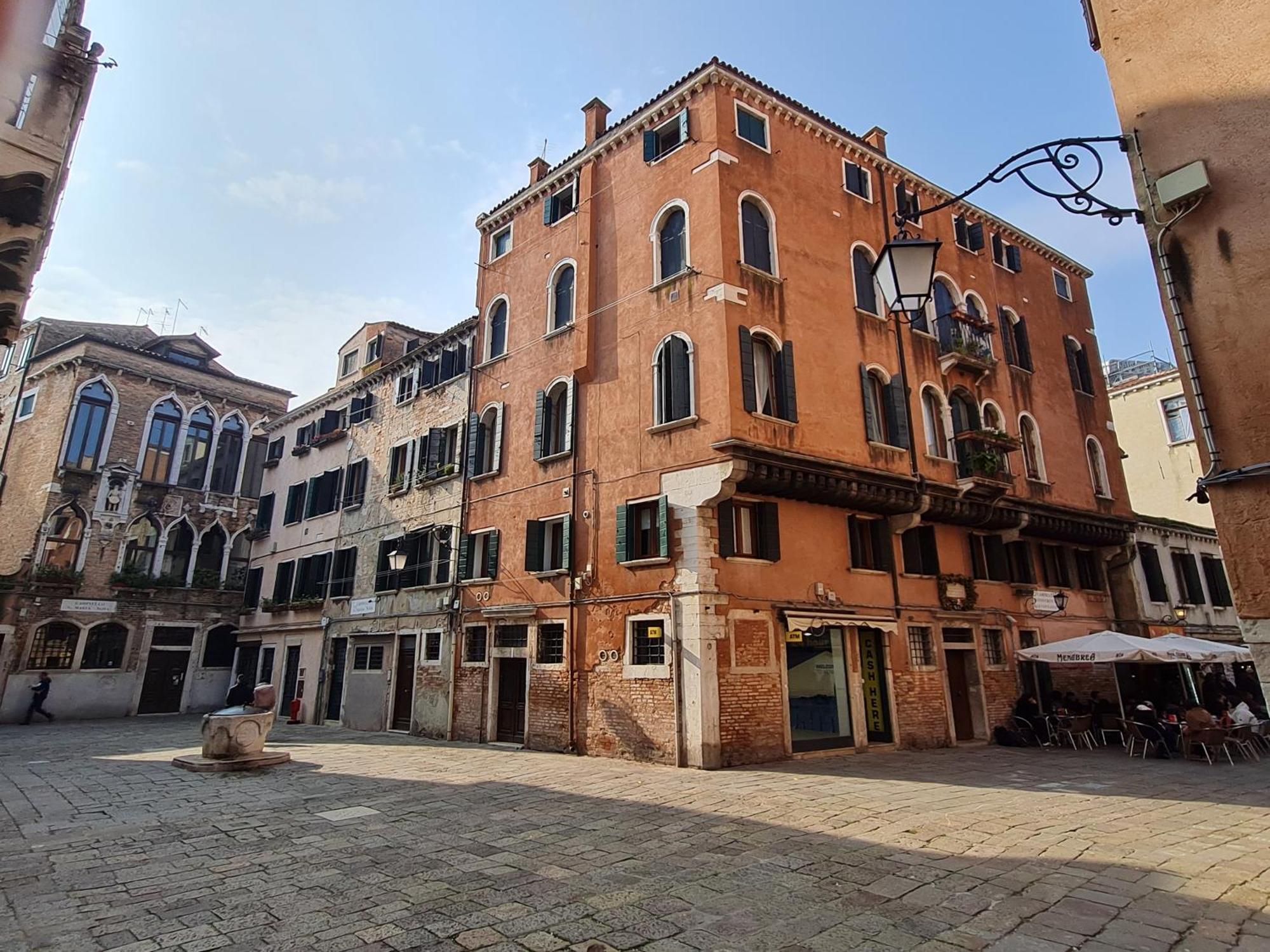 Allegretto Venesia Bagian luar foto